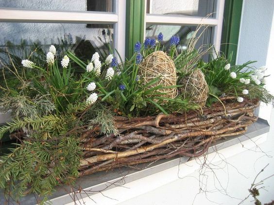 Inspirace na blížící se jaro – proměňte truhlíky a květináče v překrásné dekorace