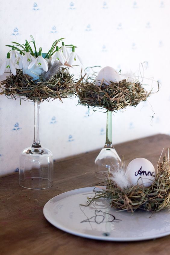 Levné dekorace vytvořené ze sklenic na víno – inspirace na blížící se jaro