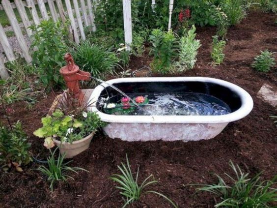 Krásné nápady na využití starého harampádí v zahradě