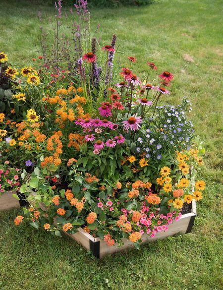 Překrásné květinové záhony a ostrůvky – Inspirace, které rozzáří Vaší zahradu