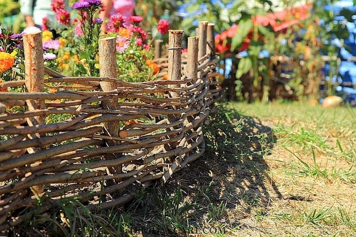 Vytvořte si přírodní originální plot pomocí proutí – 20+ zahradních inspirací