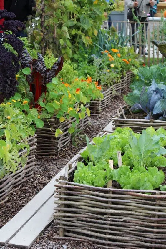 Zvýrazněte si váš záhon tímto skvělým způsobem! 20+ Prima inspirací