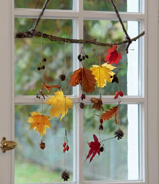 Podzimní nápady na dekorace, které nezabírají žádné místo: Stačí je jen zavěsit