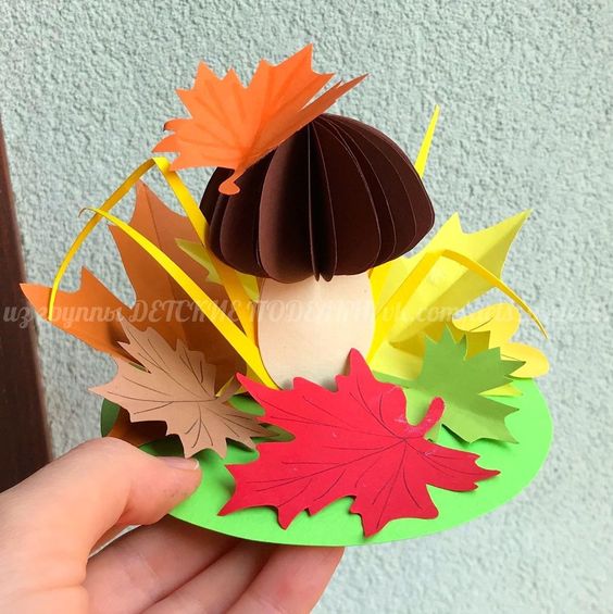 Potřebujete jen papír a nůžky – skvělé tvoření pro děti na podzimní měsíce