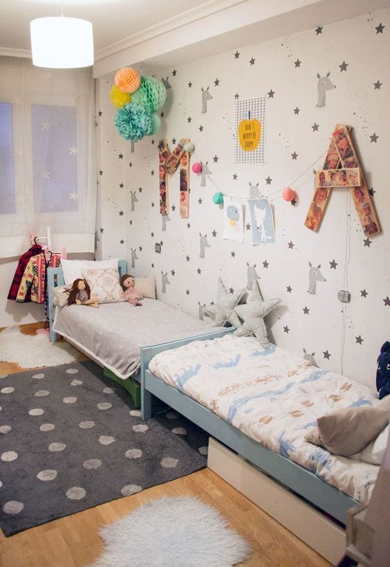 Super nápady na zařízení dětského pokoje pro 2 sourozence: 35+ kreativních řešení na sdílení pokoj!