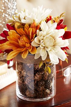 Aranžování květin na podzim: Květinové výzdoby stolu s podzimními prvky!