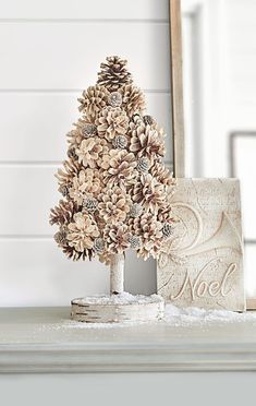 Snadné a přesto elegantní vánoční dekorace vyrobené z nasbíraných šišek!