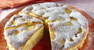 Připravte si jednoduchý jablečný koláč z jedné formy: Stačí vše smíchat a dát do formy!