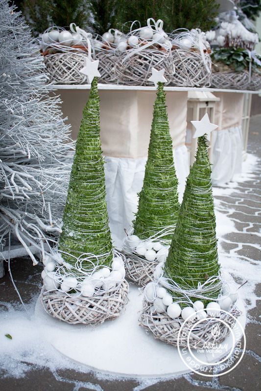 Vyrobte si dekorativní zimní stromeček, který nezvadne ani neopadá