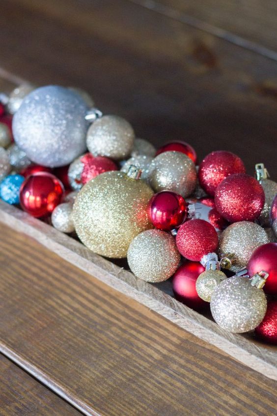 Skvělé dekorativní nápady, jak využít vánoční ozdoby jinak než ke zdobení stromečku!