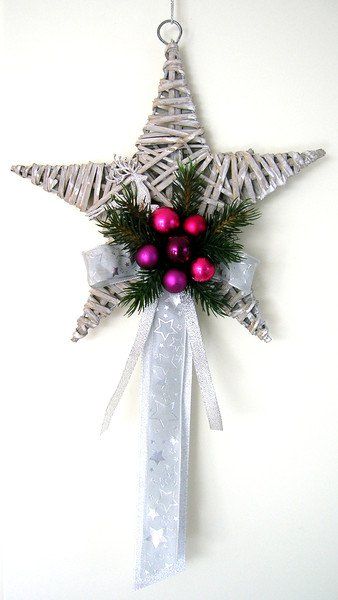 Krásné zimní dekorace, kde hlavní roli hraje vánoční hvězda – Inspirujte se!