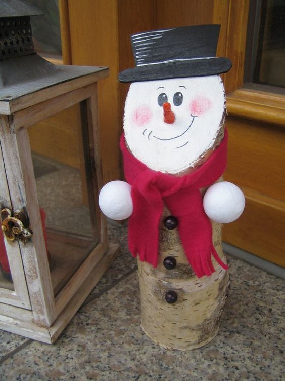Sněhulák, který neroztaje: Vyrobte si ho z palivového dřeva!