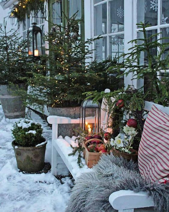 Zimní dekorace na zahradu a terasu – 20+ krásných inspirací