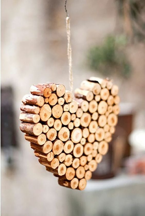 Originální způsob, jak využít nařezané palivové dřevo – Inspirujte se těmito výtvory!