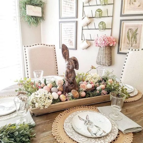 Letos nechte ubrus ve skříni: 30+ krásných přírodních dekorací na Váš jarní stůl!