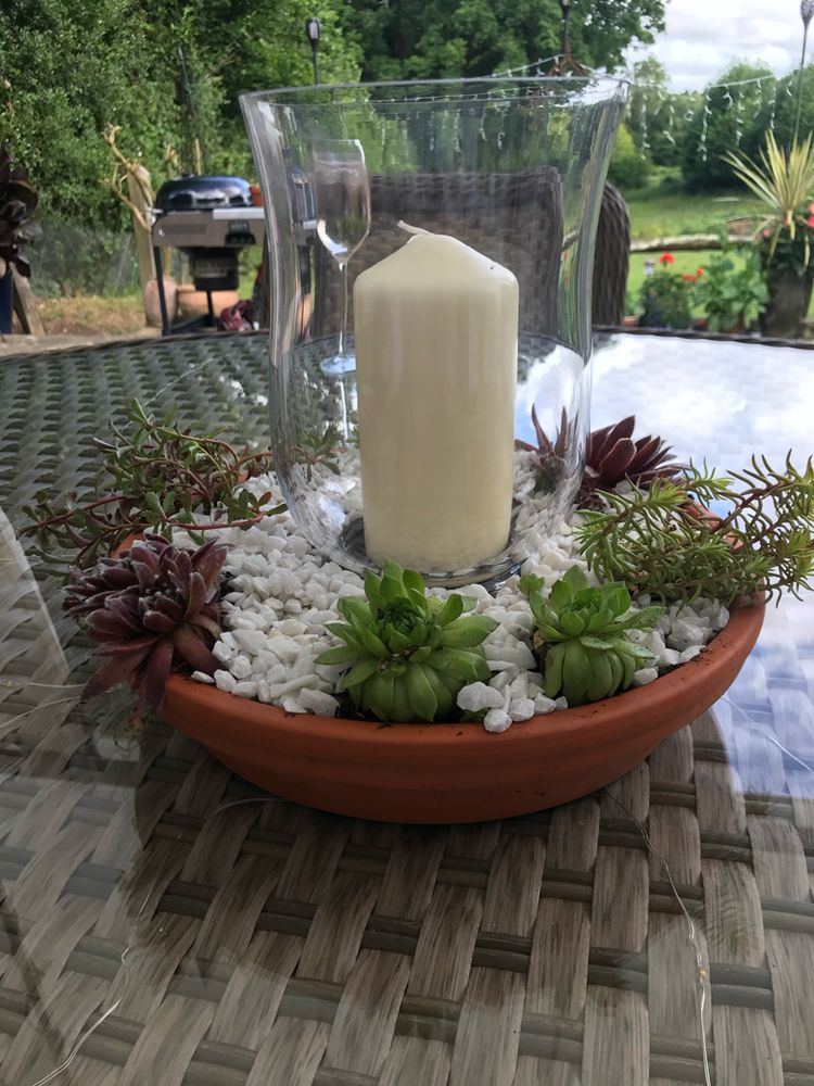 20+ inspirací na zkrášlení domova – Propojte obyčejnou svíčku s květináčem!
