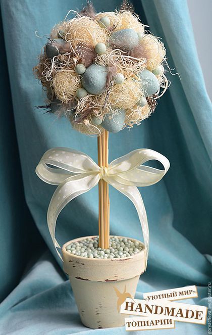 Využijte staré květináče k výrobě krásných dekorací na jarní měsíce