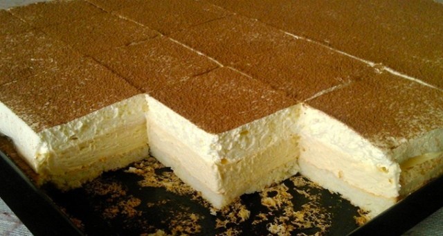 Recept na fantastické smetanové kostky s vanilkovým krémem Recept na fantastické smetanové kostky s vanilkovým krémem