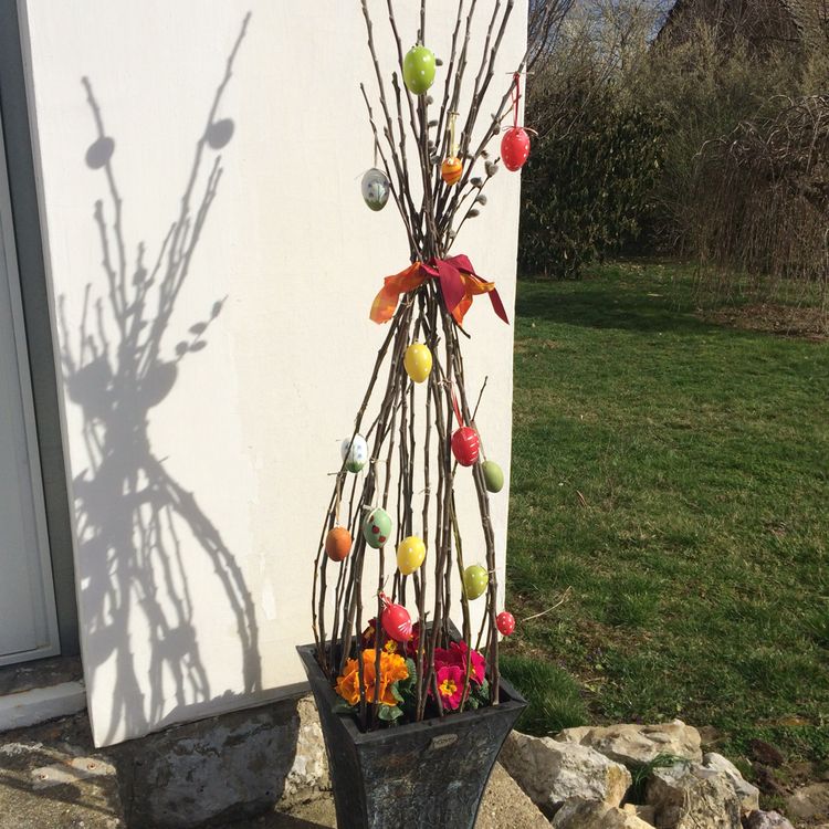 Objevte kouzlo obyčejných větviček – Vytvořte si venkovní dekorace téměř zadarmo