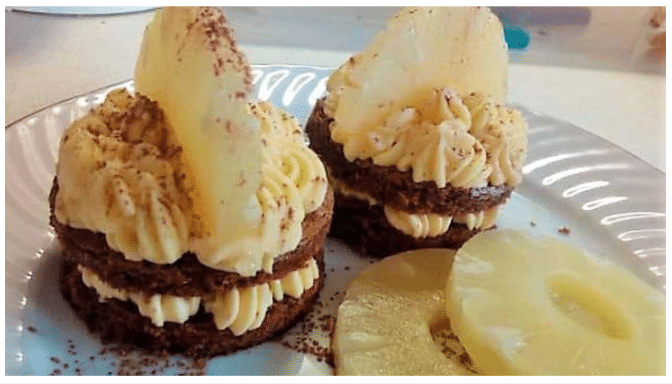 Recept na brownies dortíčky s máslovým krémem a ananasem