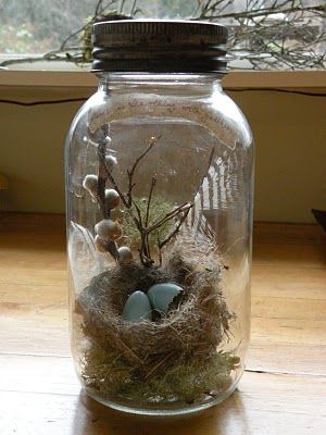 25+ velikonočních dekorací: Využijte skleněné vázy a obyčejné sklenice!