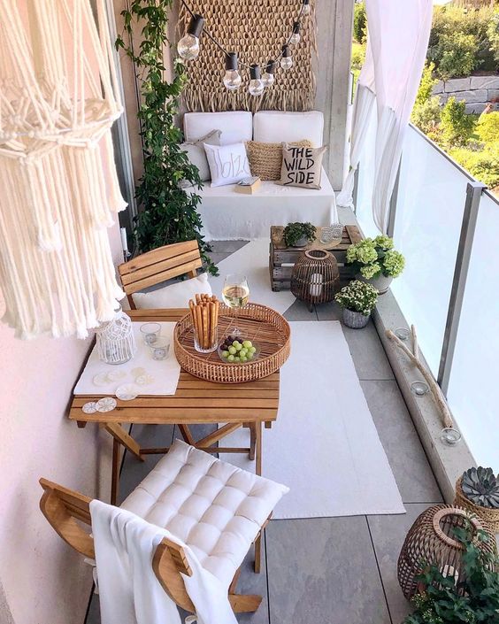 Inspirace na výzdobu balkonů nebo terasy na jarní měsíce: Vytvořte si krásné dekorace