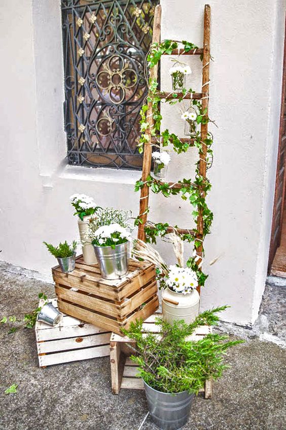 Inspirace na výzdobu balkonů nebo terasy na jarní měsíce: Vytvořte si krásné dekorace