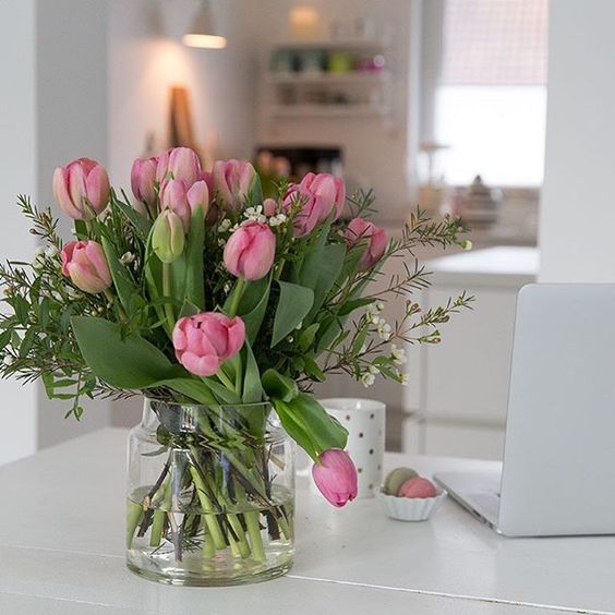 Pohádkové dekorace z tulipánů: Vykouzlete si jeden z těchto krásných výtvorů!