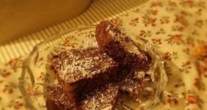 Fantastický perník s kakaem, ořechy a kokosem Fantastický perník s vlašskými ořechy, kakaem a kokosem!