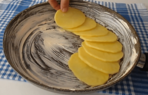 kouzlení s jednou bramborou – chutné, levné a rychlé jídlo