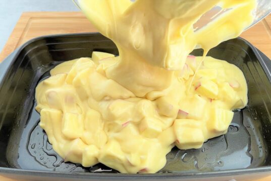 Jablečný koláč, který se rozpouští v ústech