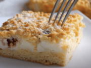 Úžasný recept na chutný koláč se zakysanou smetanou – recept si uložte!