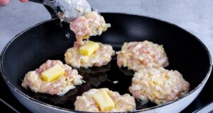 Recept na bramborové placičky s kuřecím masem a sýrem