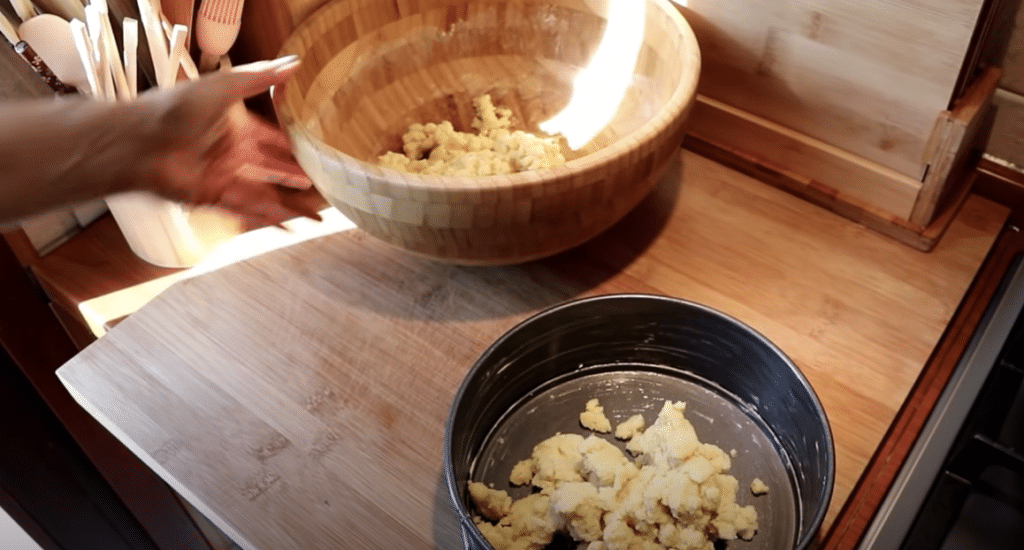 jablečný koláč s drobenkou – rychlý a jednoduchý recept