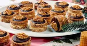 karamelové vánoční košíčky s čokoládovou polevou – recept si uložte