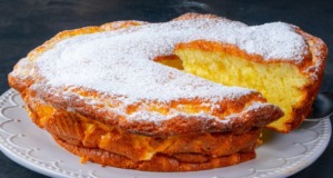 Rychlý a chutný koláč – stačí Vám 4 vejce a bílý jogurt rychlý a chutný koláč – stačí vám 4 vejce a bílí jogurt