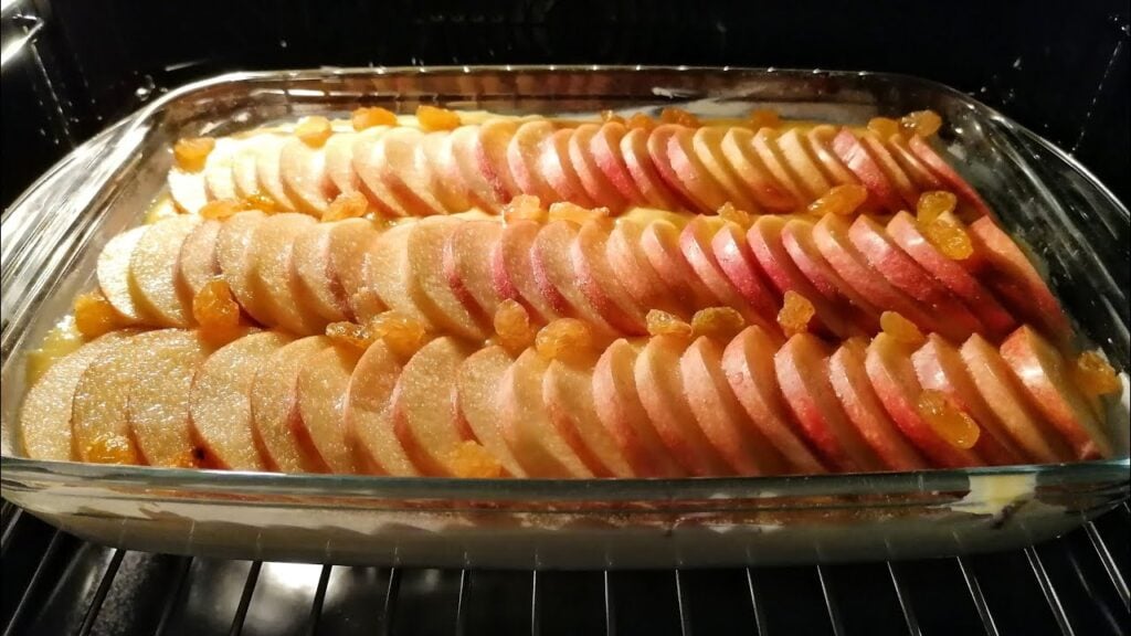 jablečný koláč se salkem: Úžasná chuť a jednoduchá příprava