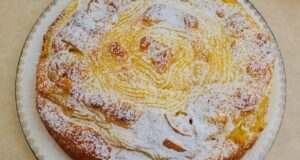 Jablečný koláč s krémem – rychlý a snadný recept z 1 jablka jablečný koláč s krémem – rychlý a snadný recept z 1 jablka