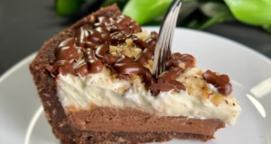 Nepečený čokoládový dort, který má jednoduchou přípravu a úžasnou chuť Recept na nepečený čokoládový dort