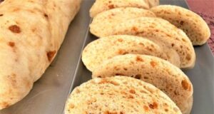 Vyzkoušejte tento domácí kynutý perníkový knedlík vařený v páře! Kynutý perníkový knedlík vařený v páře