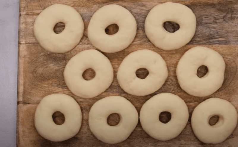 zapomeňte na kupované donuty a raději si připravte tyto domácí!