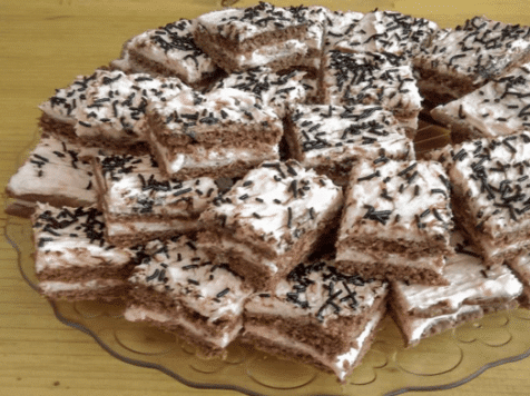 Vynikající čokoládové řezy s vanilkovým pudinkem