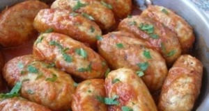 Domácí cibulové karbanátky z mletého masa s báječnou šťavnatou chutí! Domácí cibulové karbanátky z mletého masa s báječnou šťavnatou chutí!