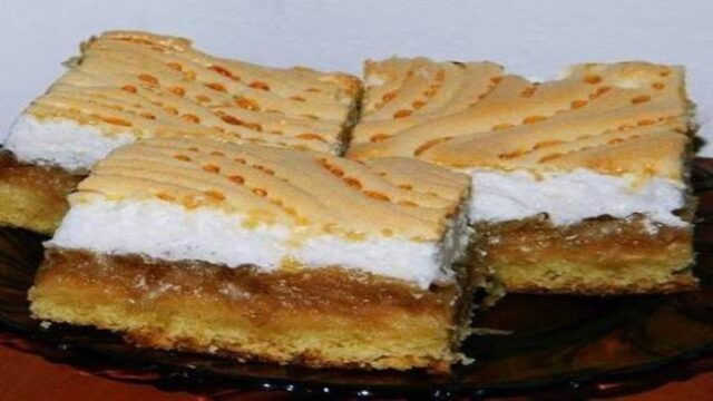 Recept na jablečný koláč s rychlou přípravou za 20 minut Recept na jablečný koláč s rychlou přípravou za 20 minut
