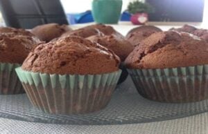 Domácí lahodné muffiny plněné Nutellou - hotové za 20 minut!