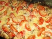 Pečená kuřecí játra po italsku se sýrem, rajčaty a česnekem! Hotovo za 20 minut!