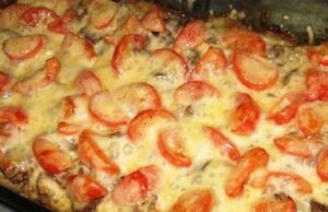 Pečená kuřecí játra po italsku se sýrem, rajčaty a česnekem! Hotovo za 20 minut!
