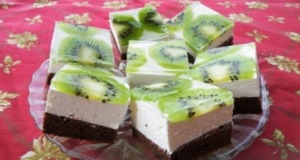 Kiwi kostky: Jeden z nejoblíbenějších dezertů, který okouzlí každou návštěvu! Recept na smetanové kiwi kostky