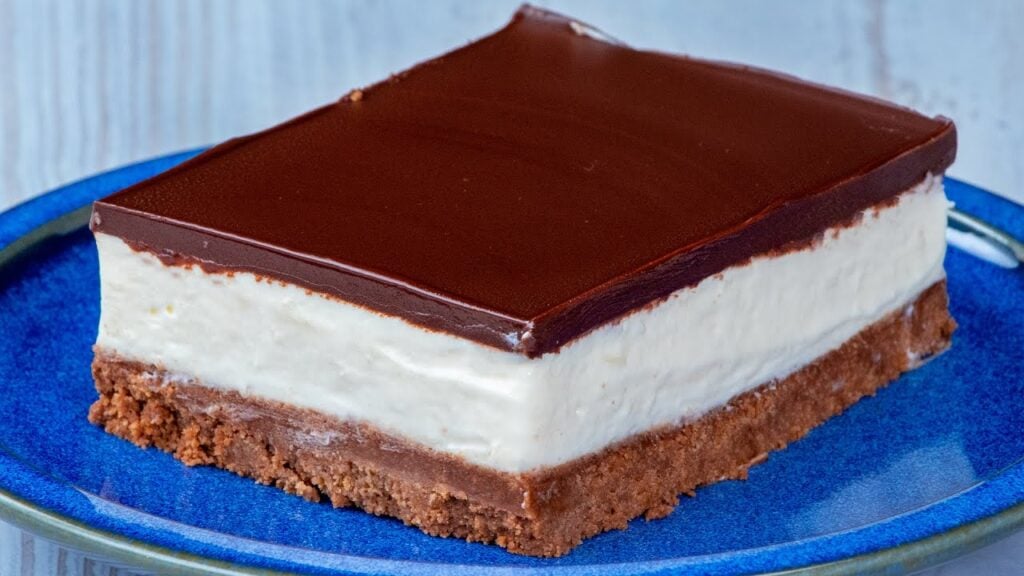 vynikající dort bez pečení pro milovníky čokolády – připravte si ho co nejdříve