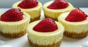 Návštěvník byl ohromen a okamžitě požádal o recept: Slavný, krémový mini cheesecake Návštěvník byl ohromen a okamžitě požádal o recept: Slavný, krémový mini cheesecake